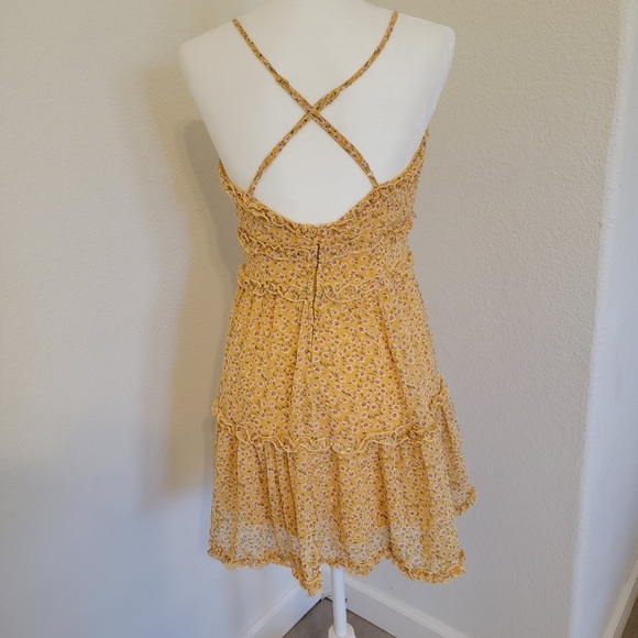 Trixxi Yellow Spaghetti Strap Mini Dress SZ L - Picture 3 of 9